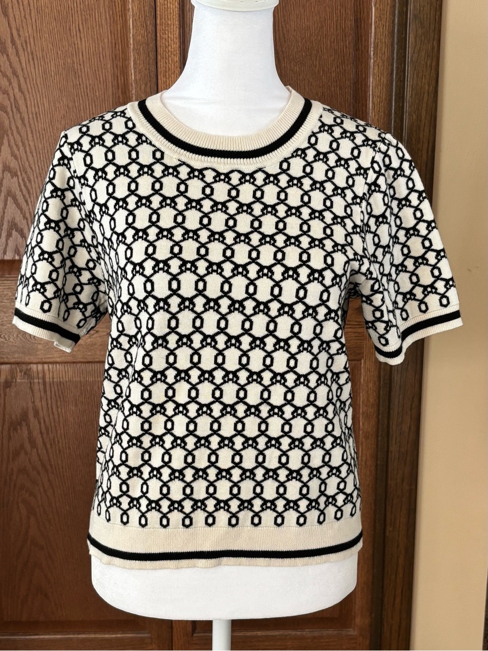 Adrianna Papell Short Sleeved Sweater